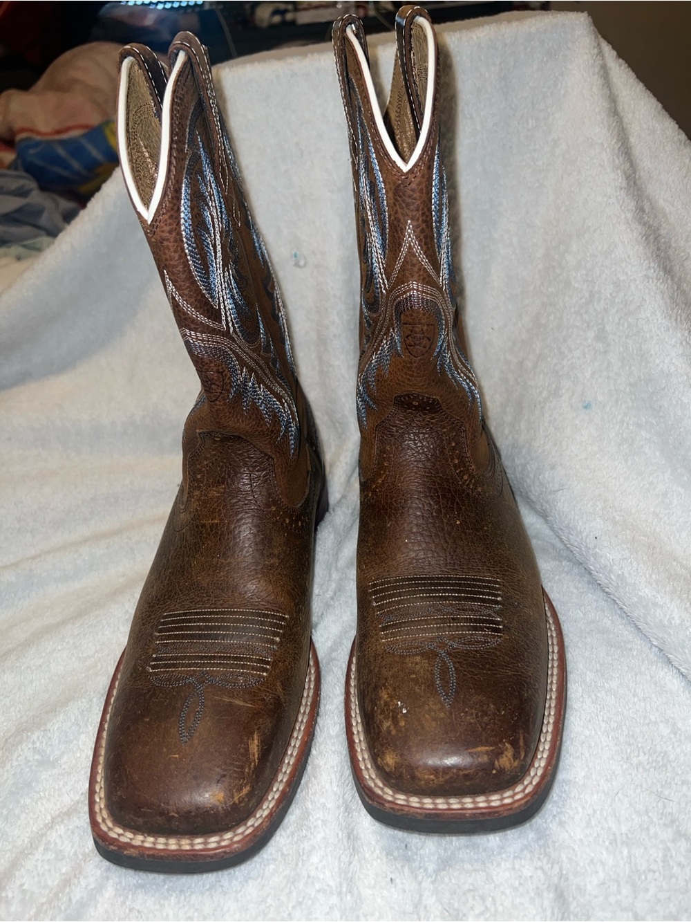 Ariat men’s boots size 8D